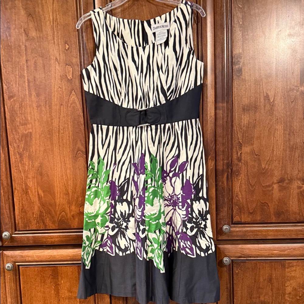 Danny & Nicole Zebra Print sleeveless  Dress